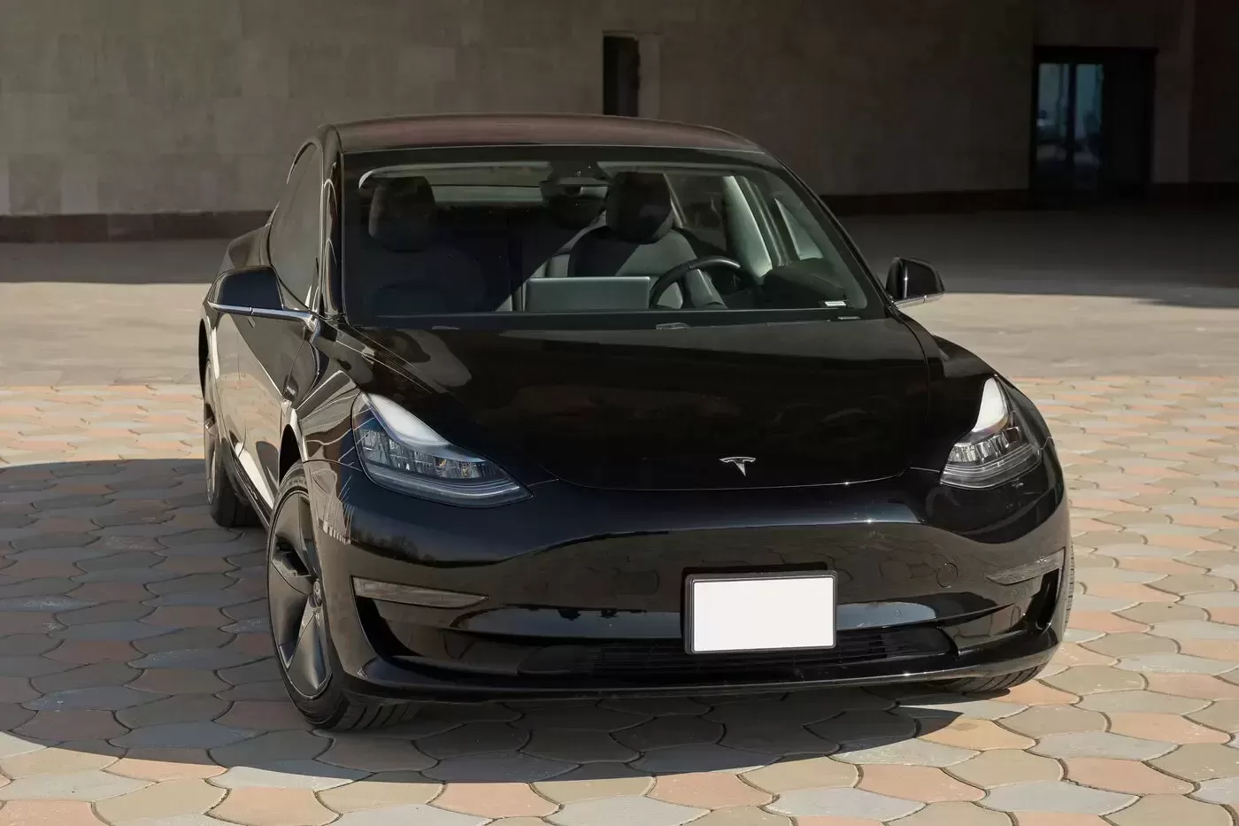 Tesla Model 3 - 2019.webp