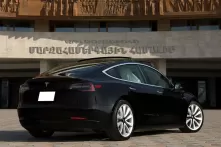 Tesla Model 3 - 2019 - Right Side.webp